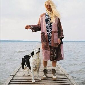 Zara NWOT Brown and Pink Embroidered Robe Coat